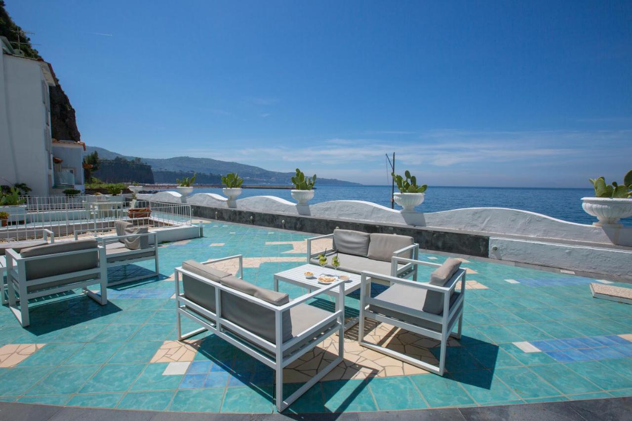 Alimuri Bay Resort メタ エクステリア 写真