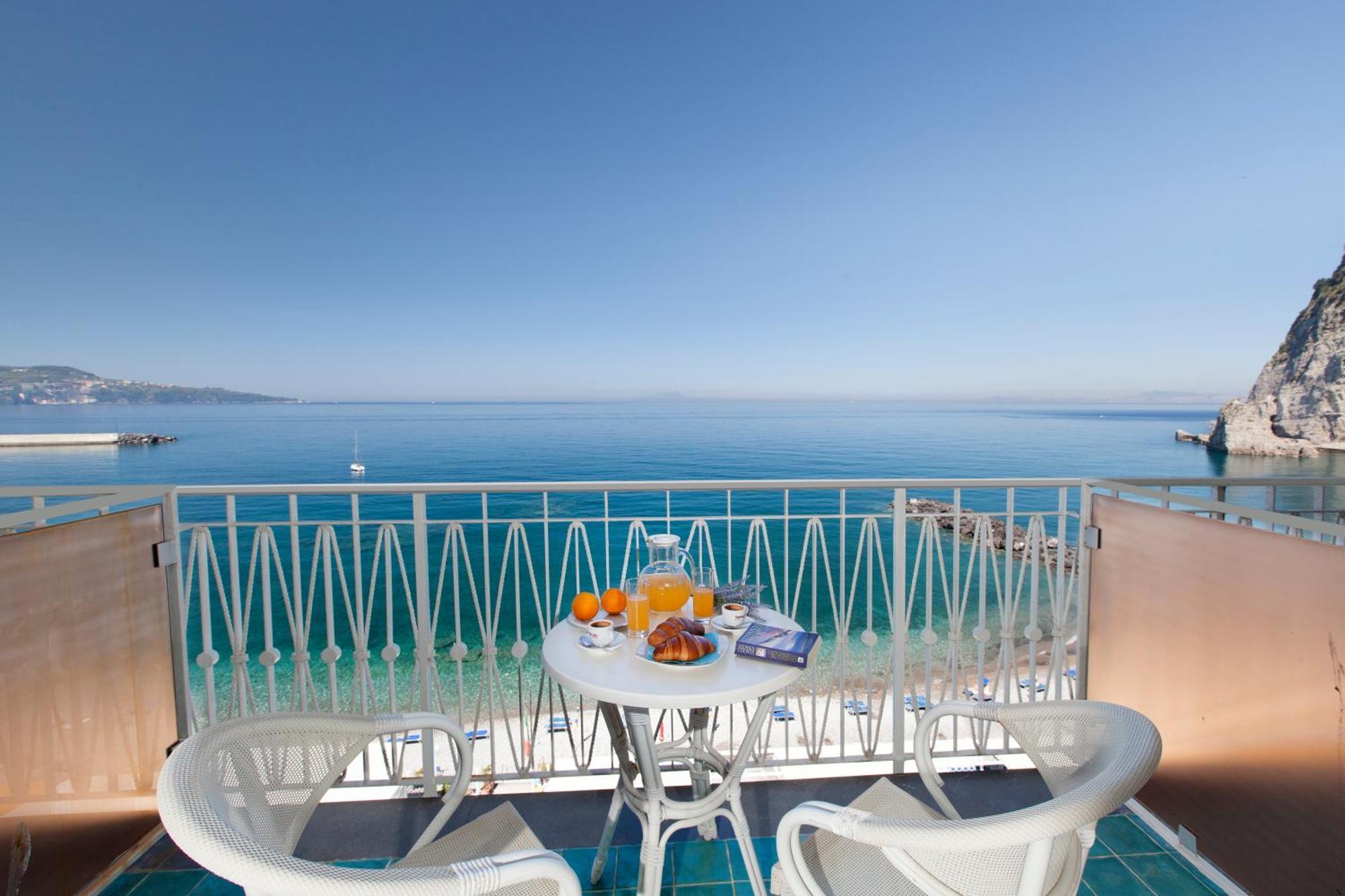 Alimuri Bay Resort メタ エクステリア 写真